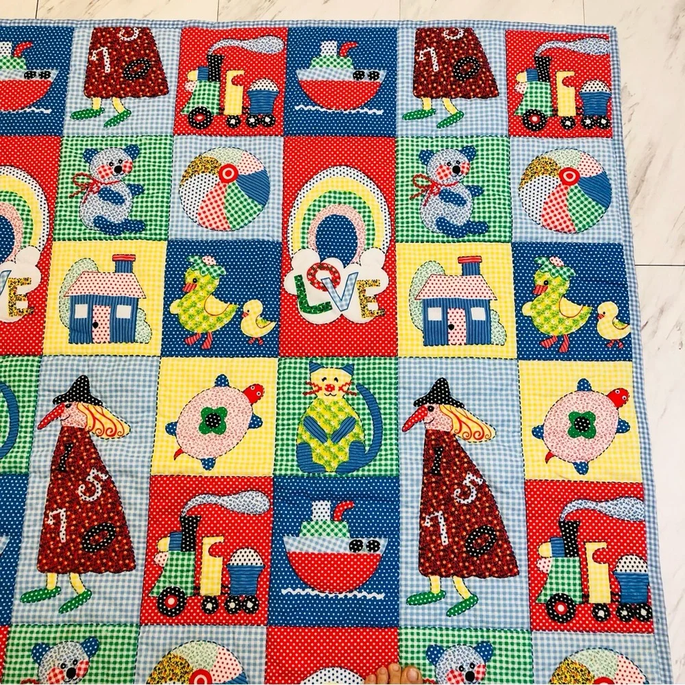 VTG Patchwork Nursery Print Children Baby Quilt Blanket Wall Hanging Farmhouse